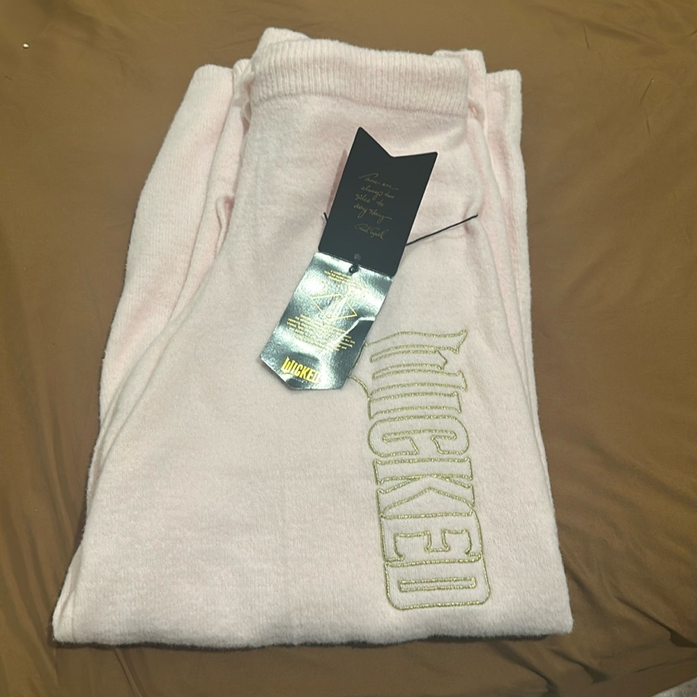 Wicked the movie pink pants NEW sold Ariana Grande Wicked movie
